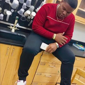 Meet your Posher, Jean